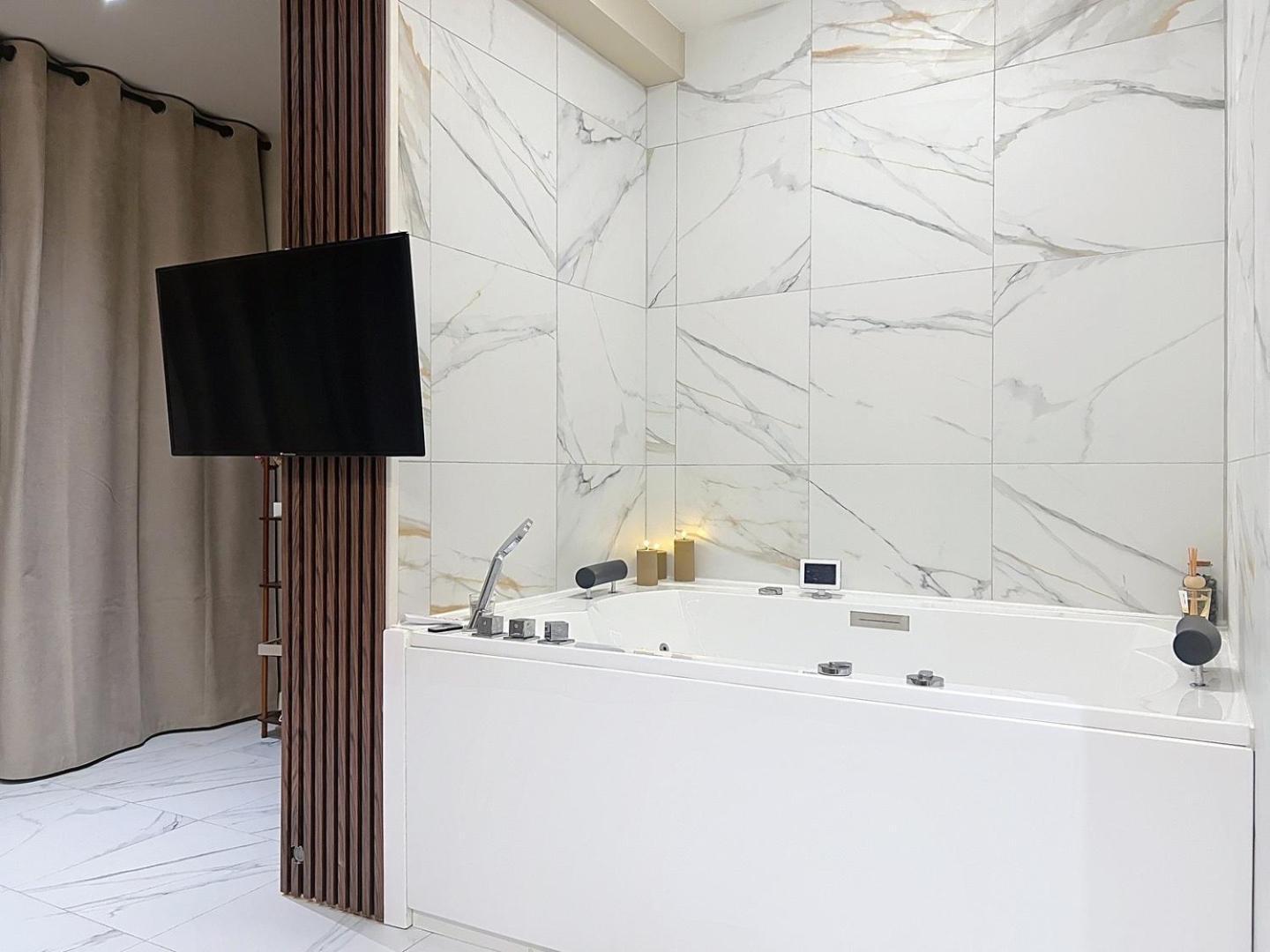 V' Moderne-chic