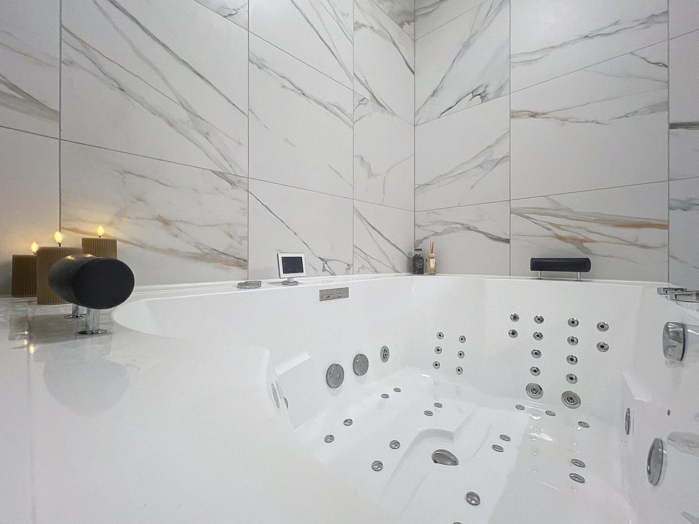 V' Moderne-chic *